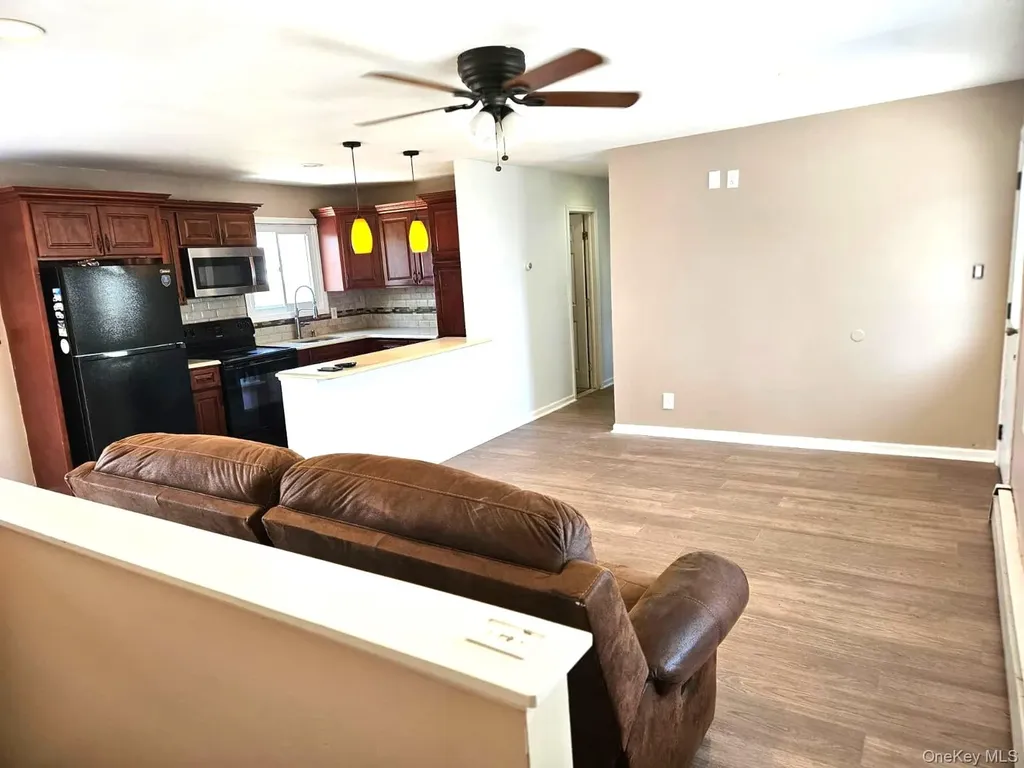 56 Applegate Drive Central Islip NY 11722