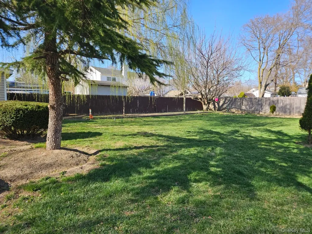 56 Applegate Drive Central Islip NY 11722