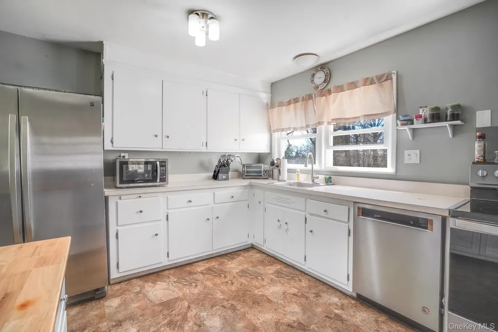 22 Pine Hill Drive Wappingers Falls NY 12590