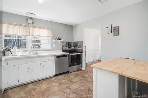 22 Pine Hill Drive Wappingers Falls NY 12590