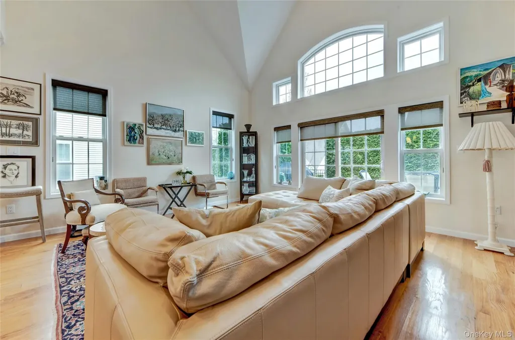 35 Wolfe Circle West Nyack NY 10994