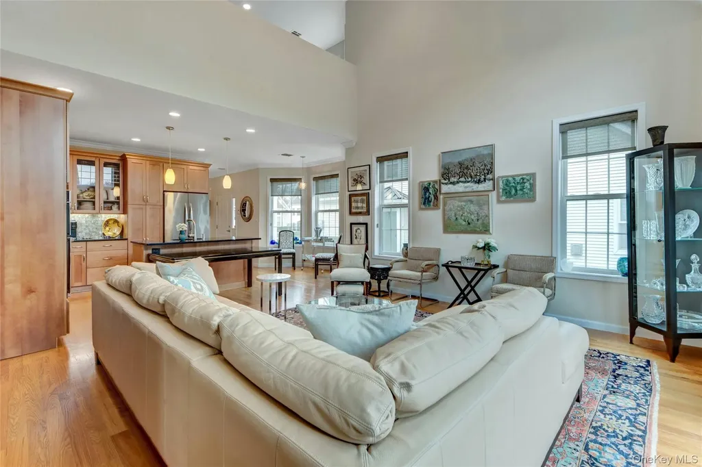 35 Wolfe Circle West Nyack NY 10994