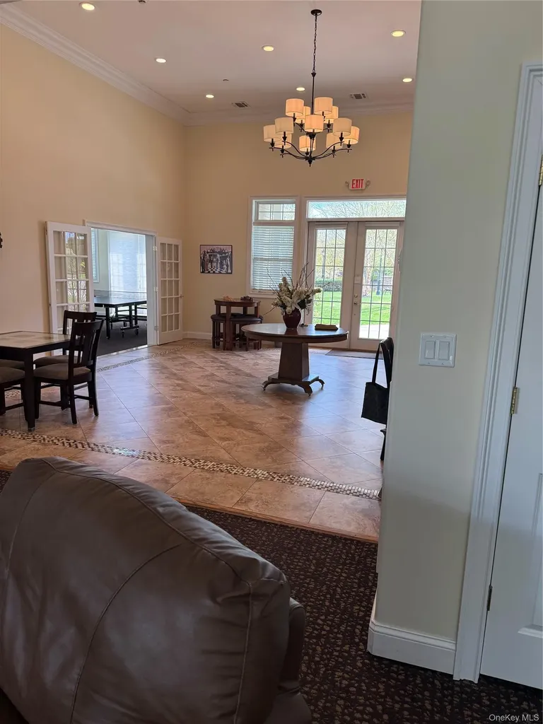 35 Wolfe Circle West Nyack NY 10994