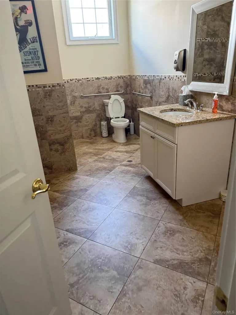 35 Wolfe Circle West Nyack NY 10994