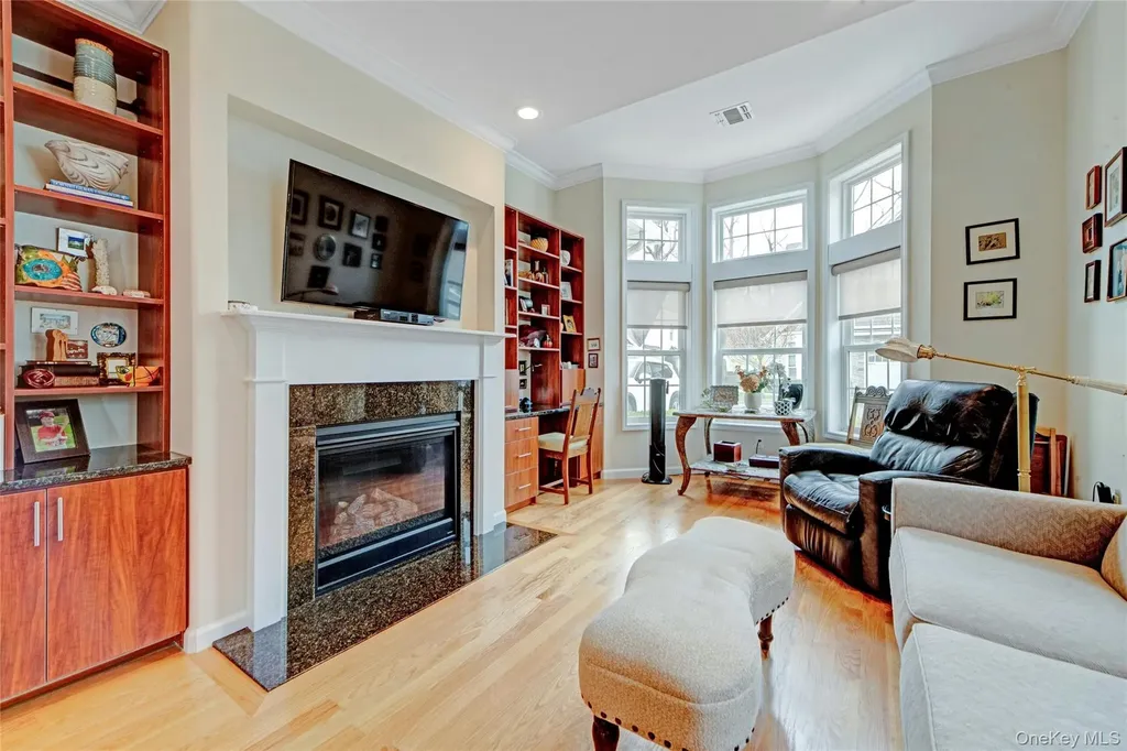 35 Wolfe Circle West Nyack NY 10994
