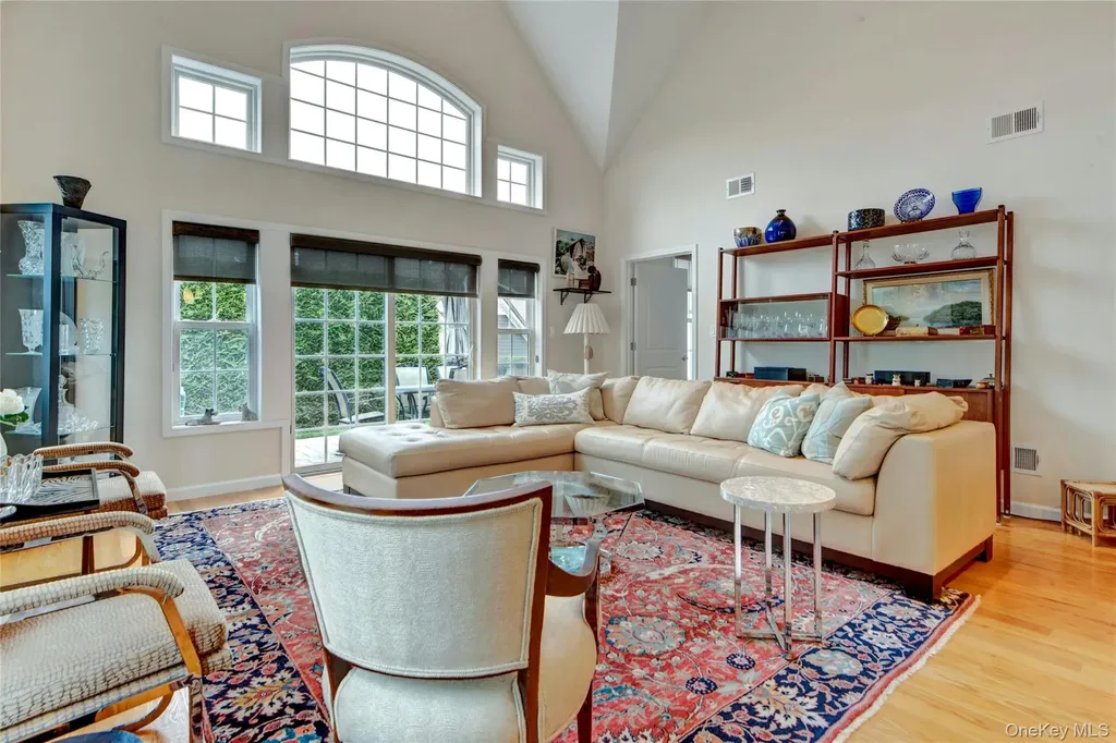 35 Wolfe Circle West Nyack NY 10994