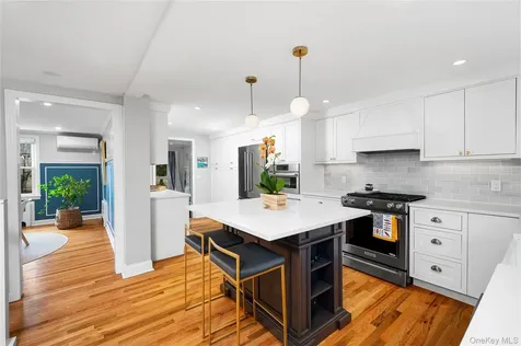 1001 Shore Acres Drive Mamaroneck NY 10543