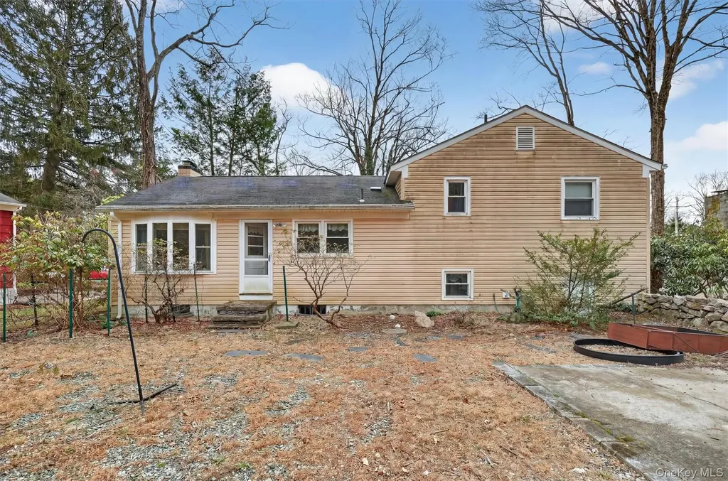 49 Homer Place Poughkeepsie NY 12603