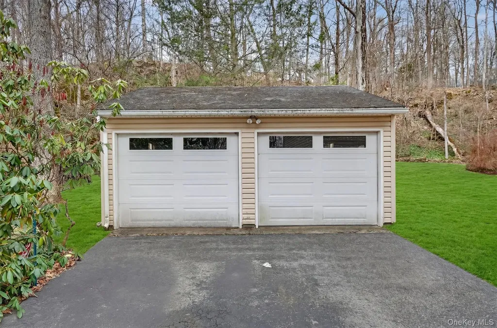 49 Homer Place Poughkeepsie NY 12603