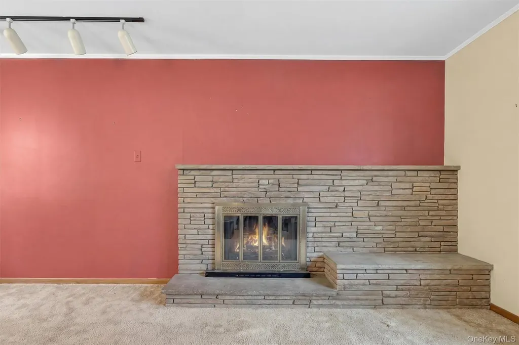 49 Homer Place Poughkeepsie NY 12603