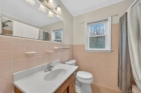 49 Homer Place Poughkeepsie NY 12603