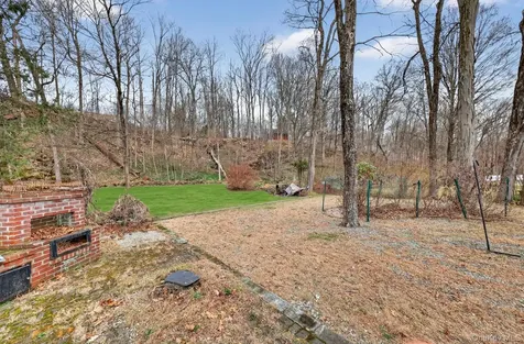 49 Homer Place Poughkeepsie NY 12603