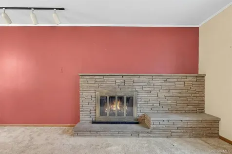 49 Homer Place Poughkeepsie NY 12603