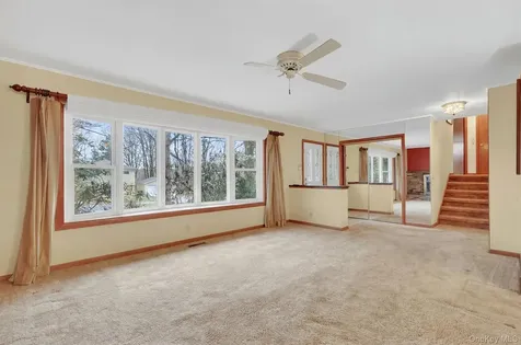 49 Homer Place Poughkeepsie NY 12603