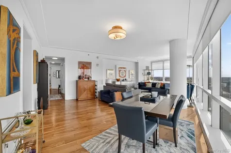 5 Renaissance Square White Plains NY 10601