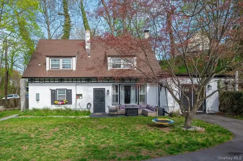25 Whitewood Avenue New Rochelle NY 10805