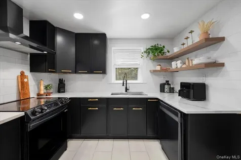 25 Whitewood Avenue New Rochelle NY 10805