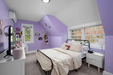25 Whitewood Avenue New Rochelle NY 10805