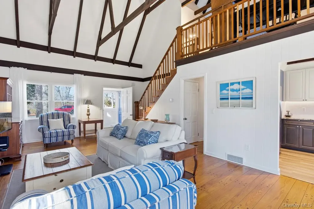 3 Foster Avenue Hampton Bays NY 11946