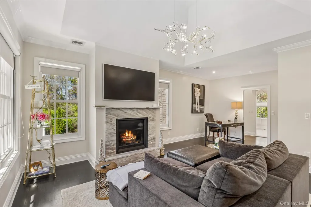 503 Cold Spring Road Laurel Hollow NY 11791