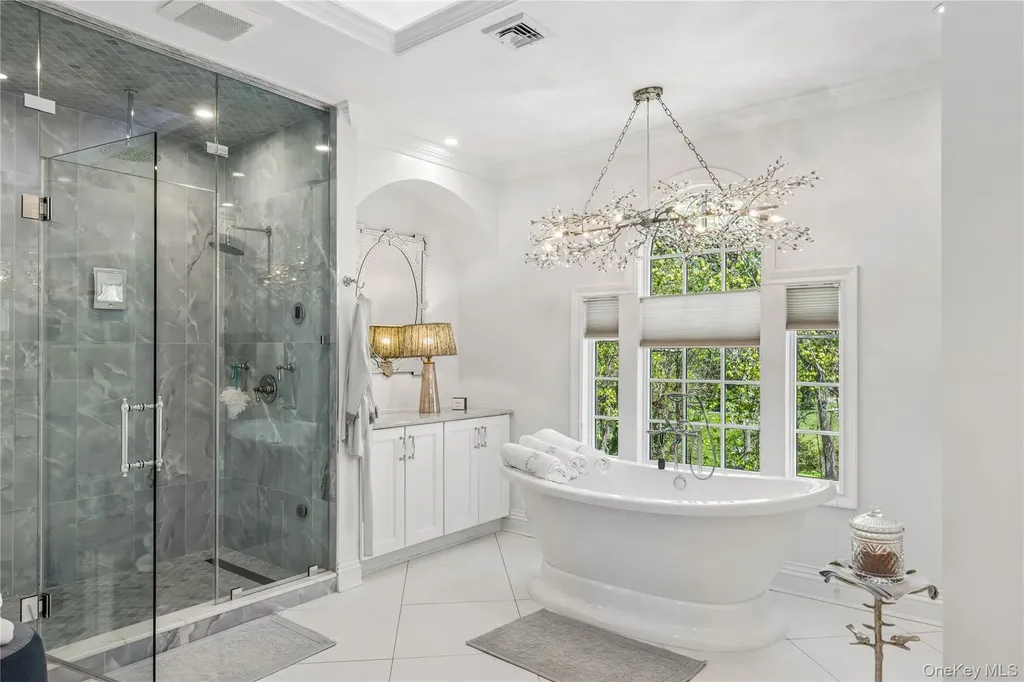503 Cold Spring Road Laurel Hollow NY 11791