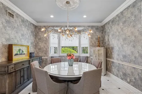 503 Cold Spring Road Laurel Hollow NY 11791