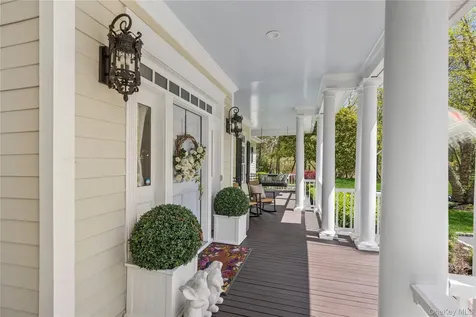 503 Cold Spring Road Laurel Hollow NY 11791