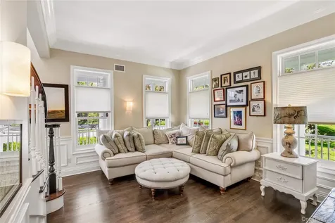 503 Cold Spring Road Laurel Hollow NY 11791