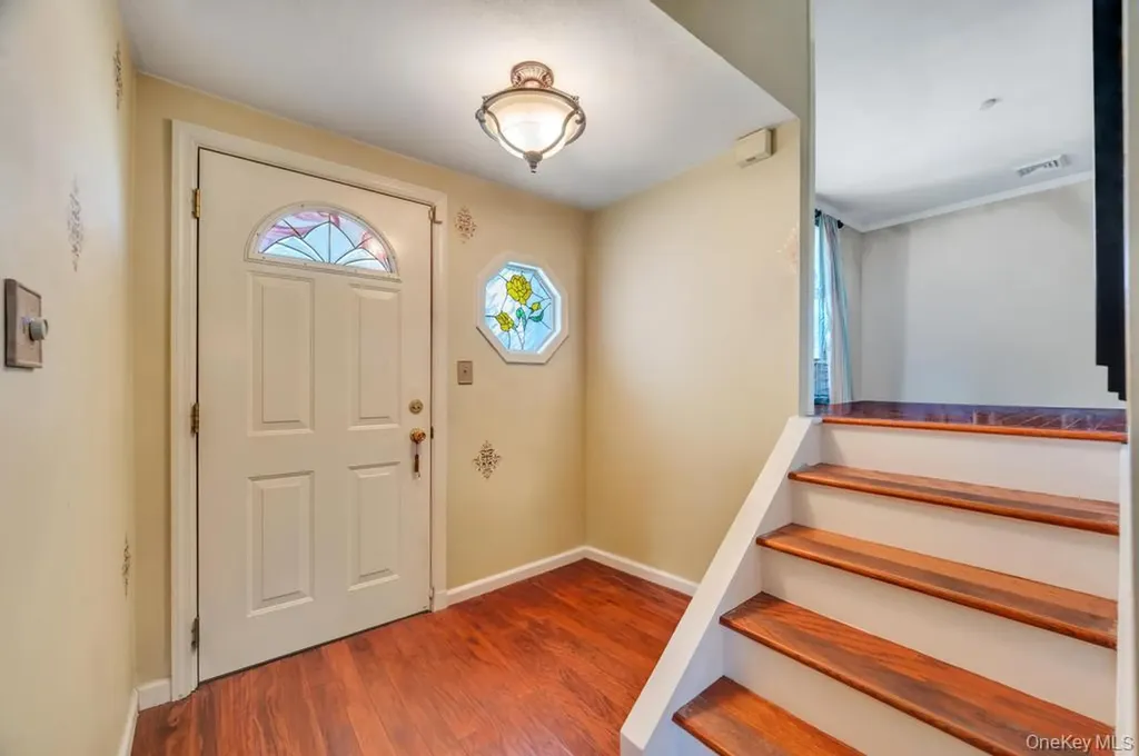 11 Biscayne Drive Selden NY 11784