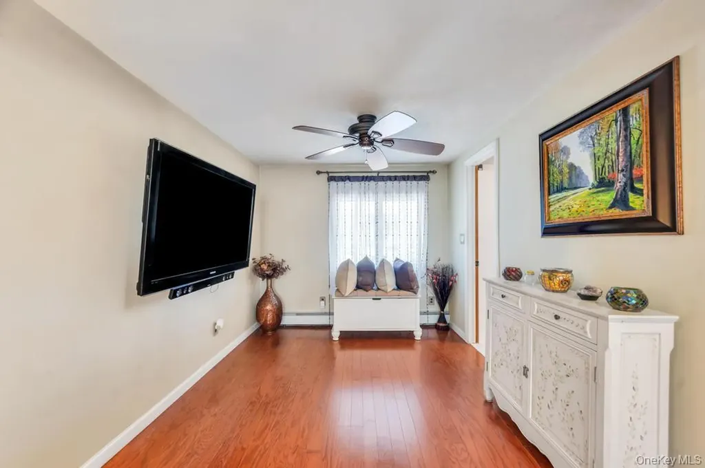 11 Biscayne Drive Selden NY 11784