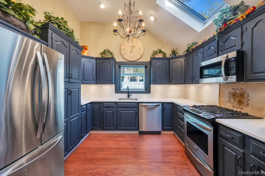11 Biscayne Drive Selden NY 11784