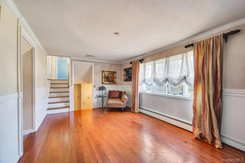 11 Biscayne Drive Selden NY 11784