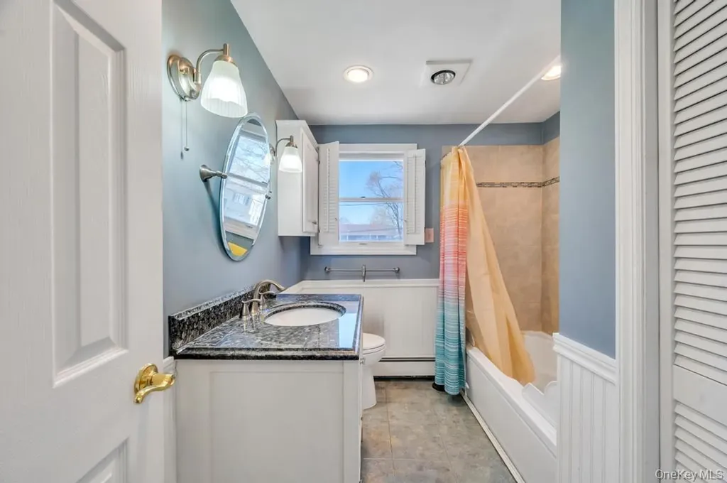 11 Biscayne Drive Selden NY 11784