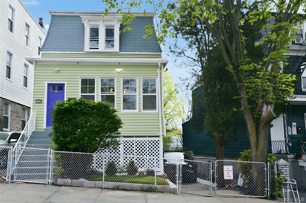 122 Oliver Avenue Yonkers NY 10701