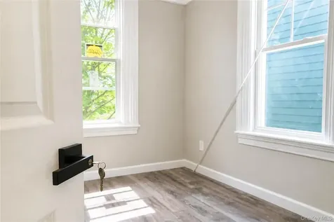 122 Oliver Avenue Yonkers NY 10701