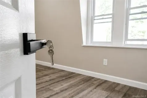 122 Oliver Avenue Yonkers NY 10701
