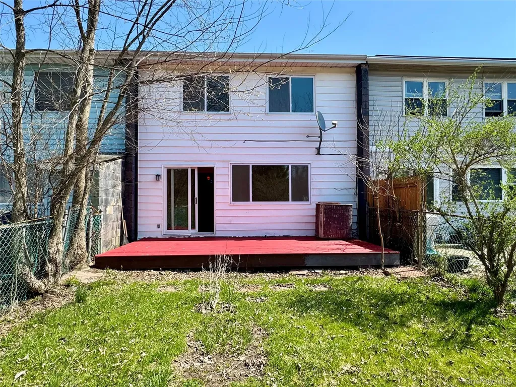 15 Rivervale Road Middletown NY 10940
