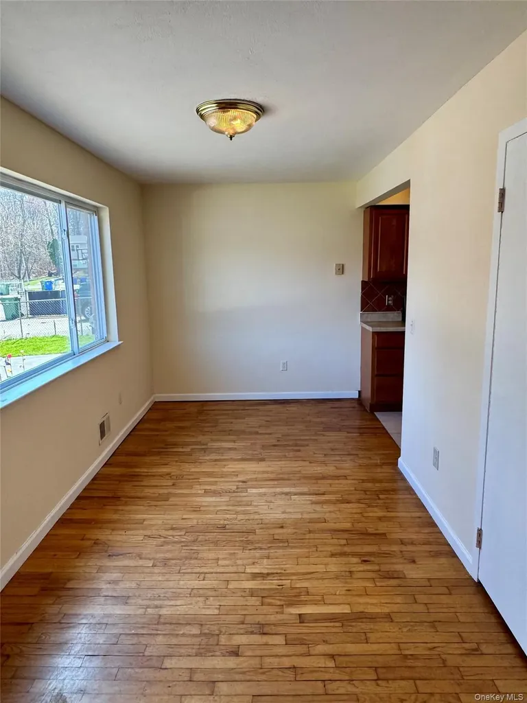 15 Rivervale Road Middletown NY 10940