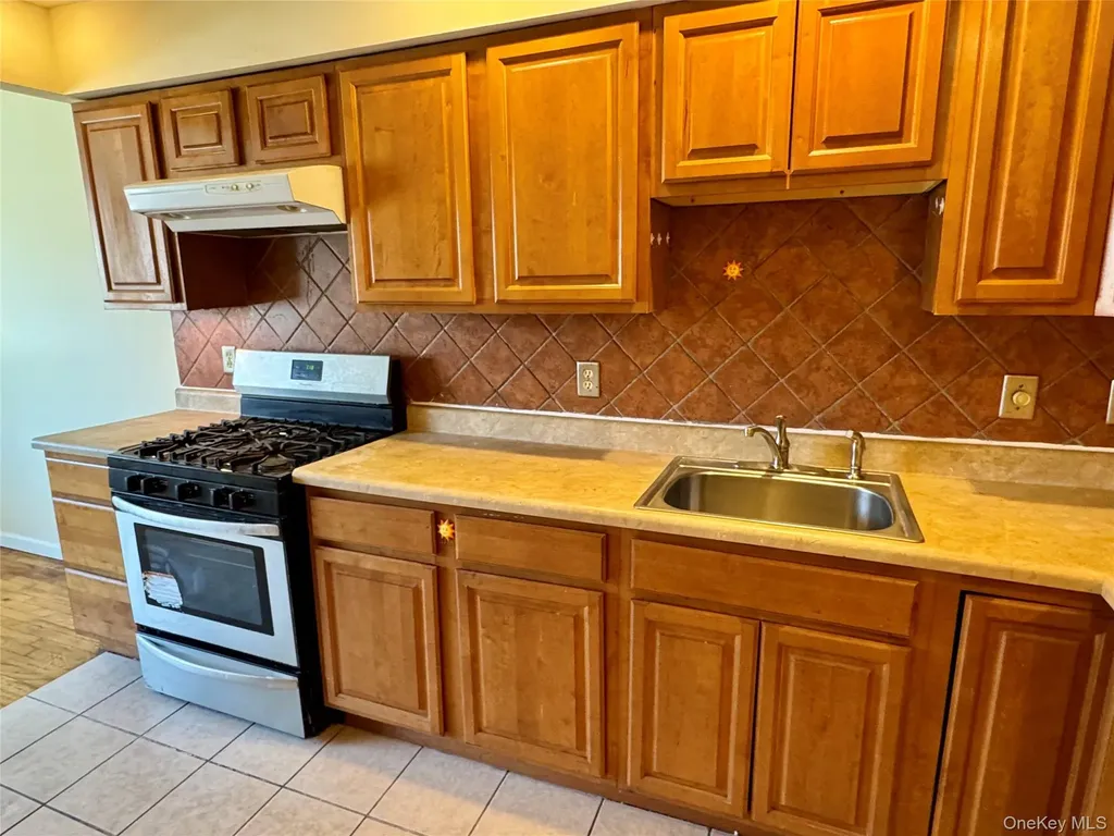 15 Rivervale Road Middletown NY 10940