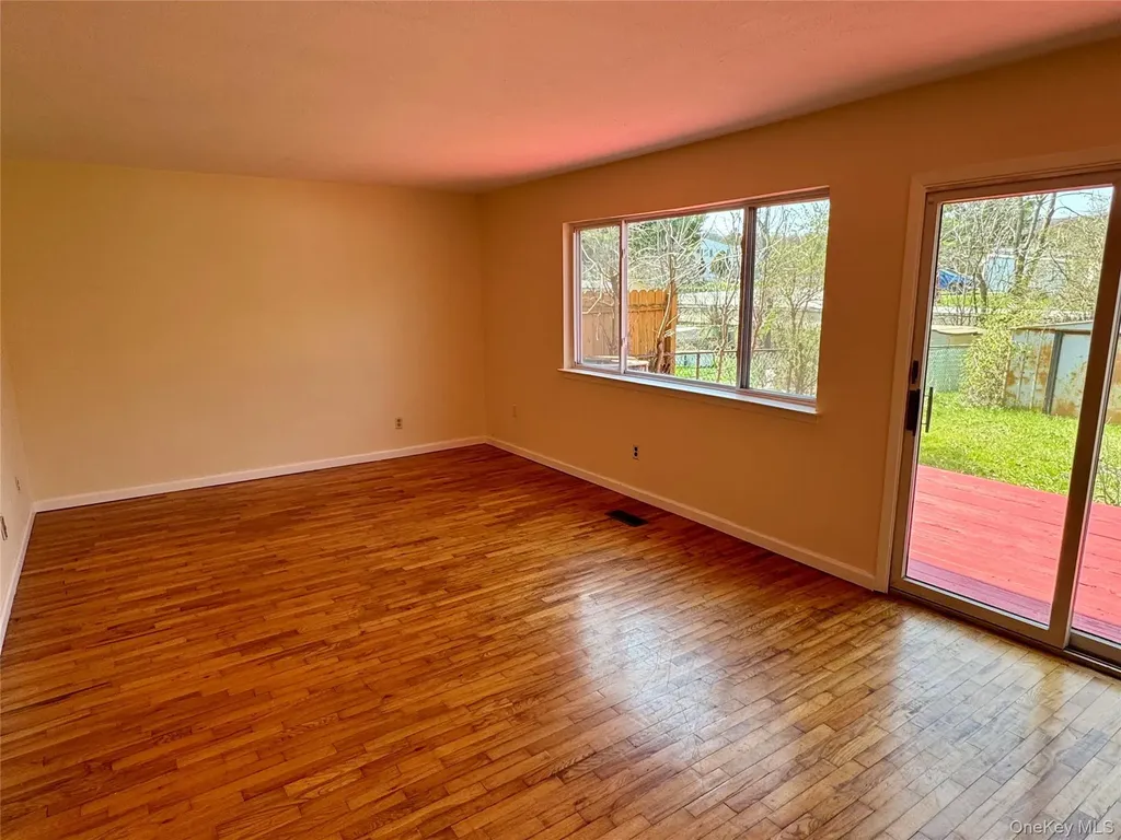 15 Rivervale Road Middletown NY 10940