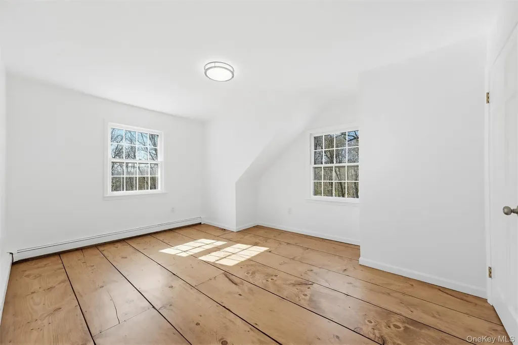79 Brandy Lane Wappingers Falls NY 12590