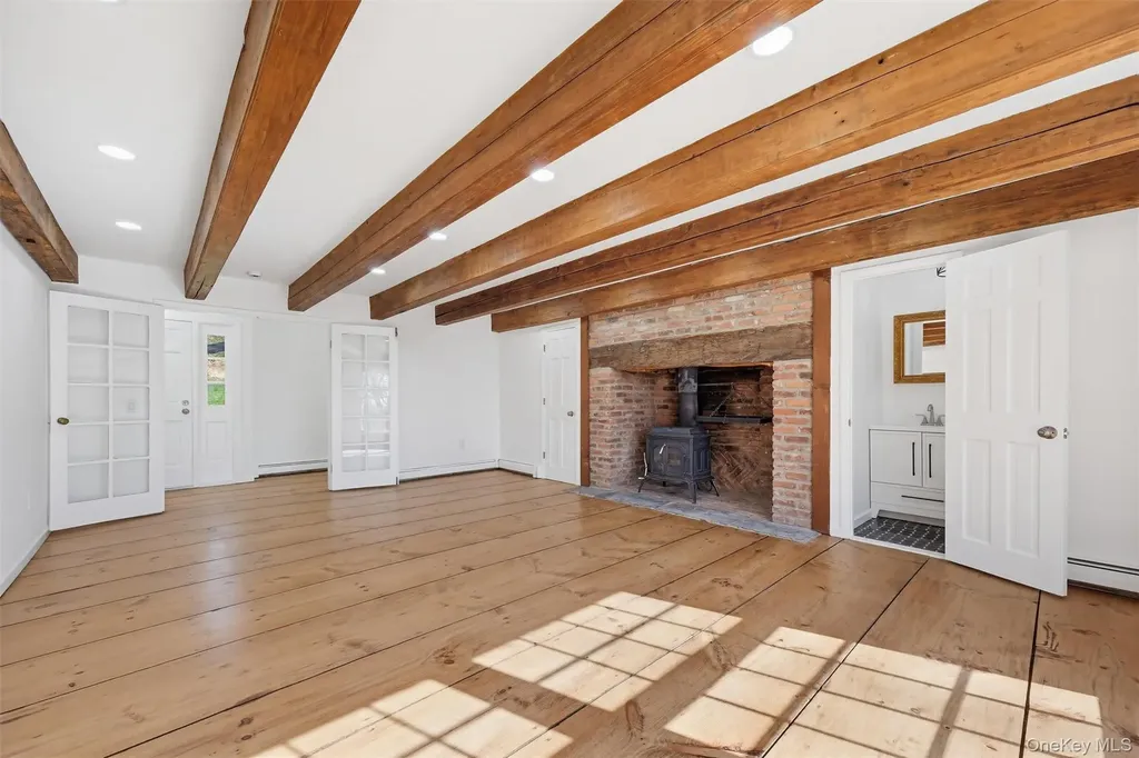 79 Brandy Lane Wappingers Falls NY 12590
