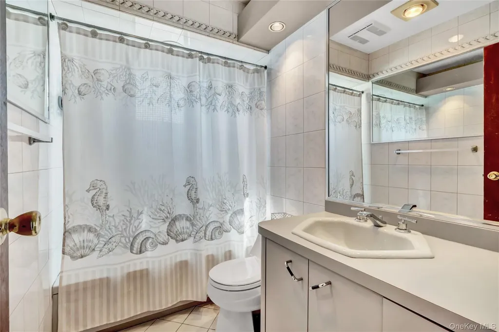 150 W Islip Road West Islip NY 11795