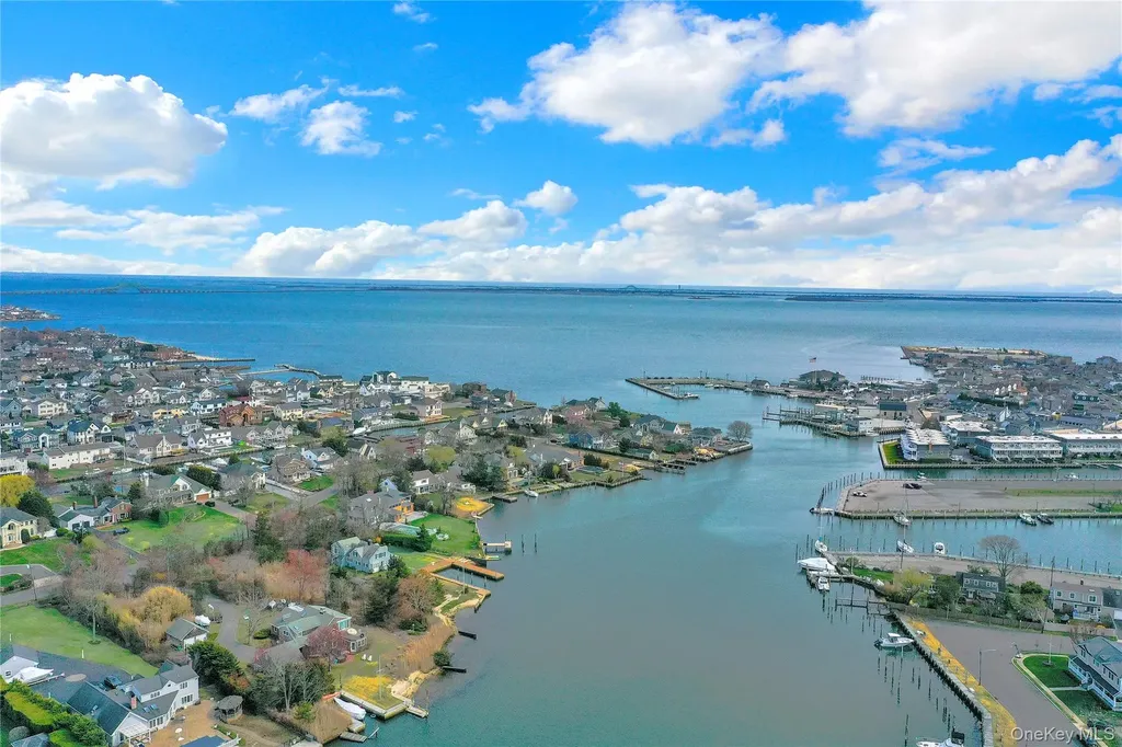 150 W Islip Road West Islip NY 11795
