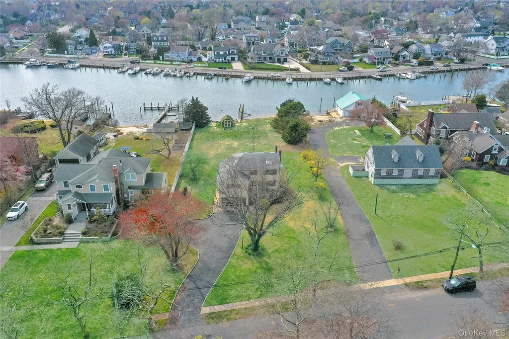 150 W Islip Road West Islip NY 11795