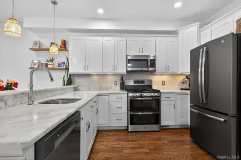280 Boulder Ridge Road South Salem NY 10590