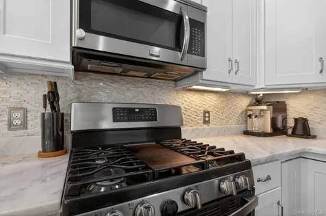 280 Boulder Ridge Road South Salem NY 10590
