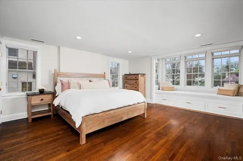 19 Nassau Road Larchmont NY 10538