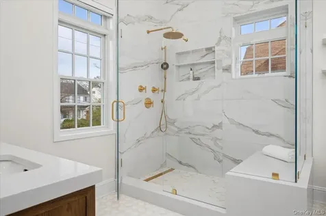 19 Nassau Road Larchmont NY 10538