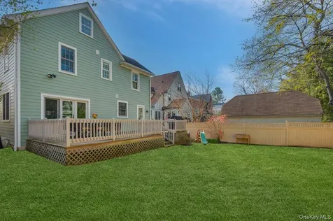 19 Nassau Road Larchmont NY 10538